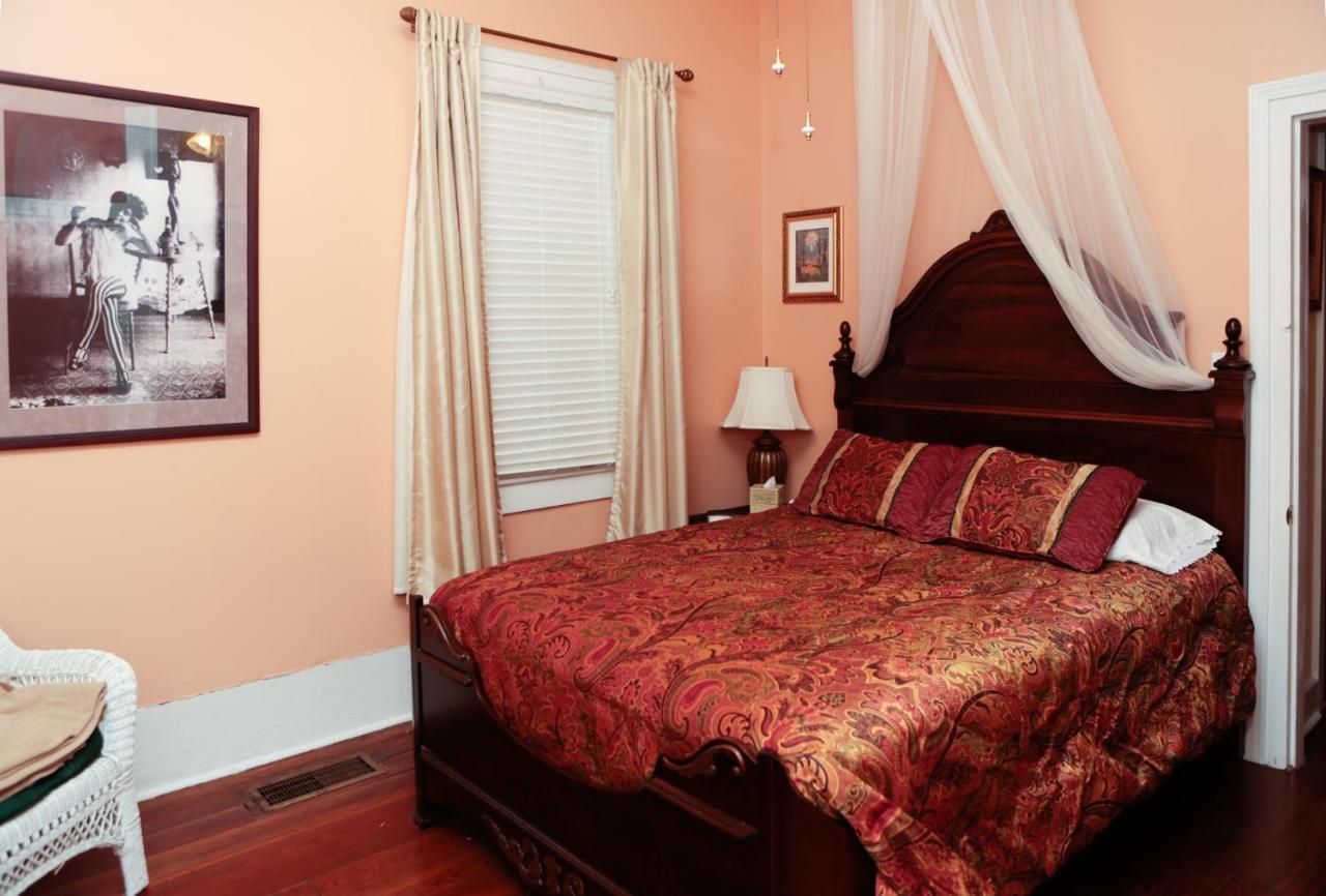 House Of The Rising Sun Bed & Breakfast New Orleans Exterior photo