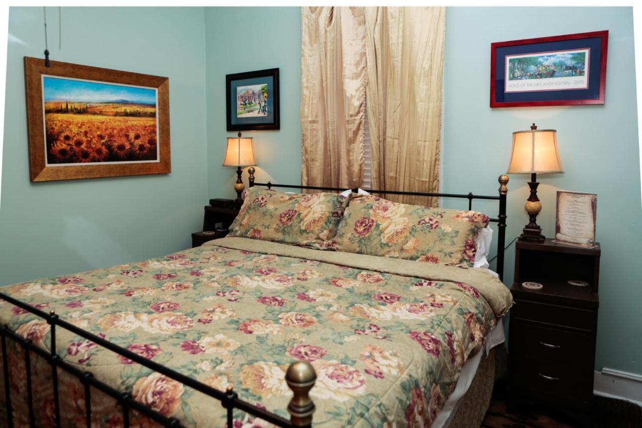 House Of The Rising Sun Bed & Breakfast New Orleans Exterior photo